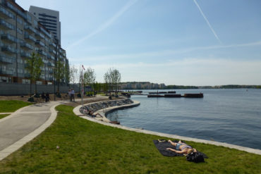 Hornsbergs Strandpark is one of the most central places to go swimming in Stockholm