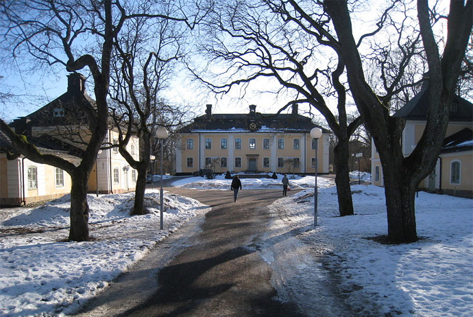 Åkeshovs Castle is near Stockholm