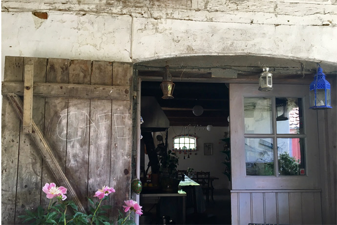 The café at Fuglebjerggaard Farm 