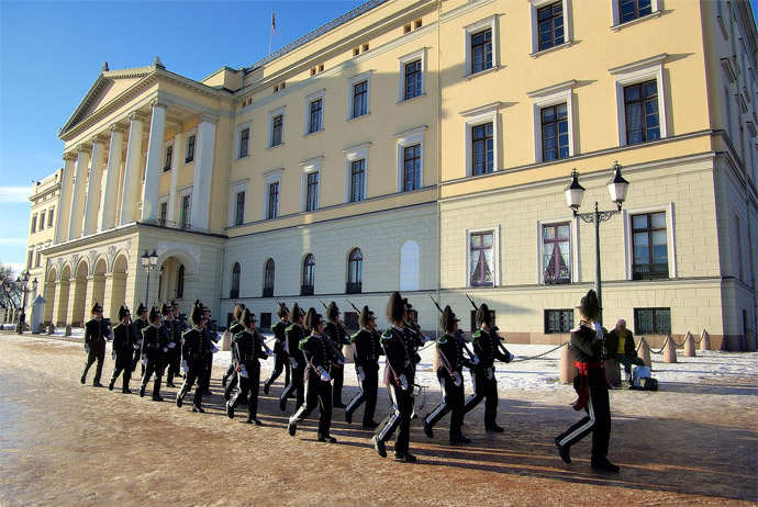 It's free to watch the changing of the guard ceremony in Oslo