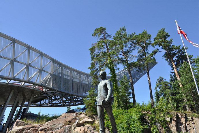 Enjoy free views of Oslo from the Holmenkullen ski jump