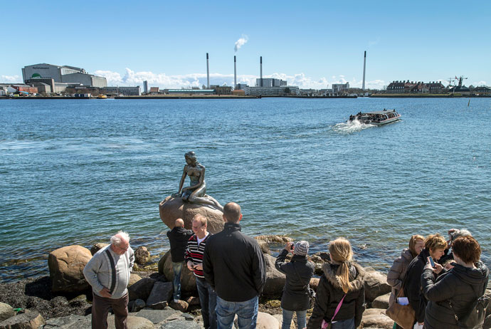Lots of people visit the Mermaid statue on their first day in Copenhagen