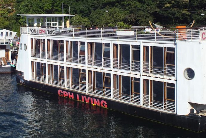 Boat hotel, Copenhagen