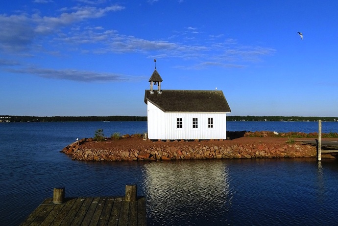 The Åland archipelago, halfway between Finland and Sweden