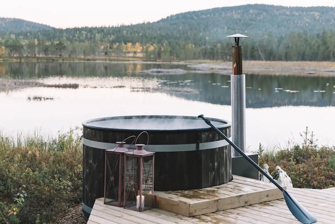 Chill out your own lakeside hot tub in Finnish Lapland