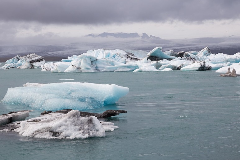 Explore the breathtaking Jökulsárlón glacier lagoon on a trip from Reykjavík.