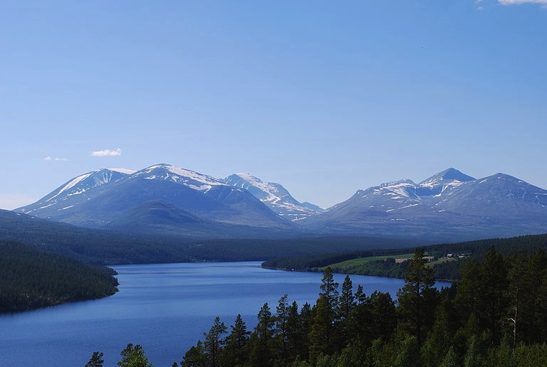 The Rondane Triangle Route, one of Norway's 6 best long-distance hiking routes
