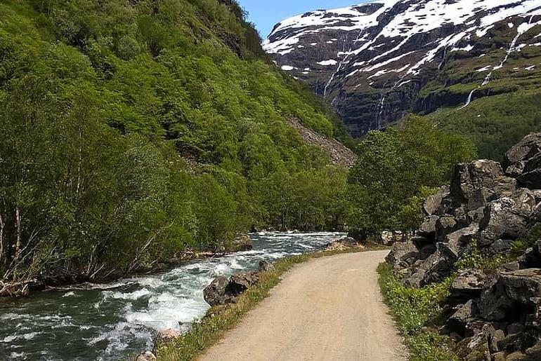 Families can pick a hill-free route when cycling in Norway