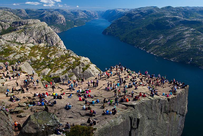 Tourism is a popular job for non-Norwegians in Norway