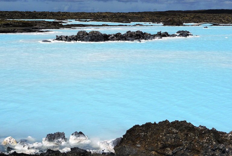 Bathing with your loved one in the Blue Lagoon is a great honeymoon activity in Iceland