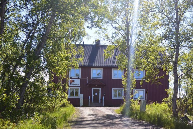 Abisko net hostel and huskies is a cheap and cheerful hostel in Abisko in Swedish Lapland