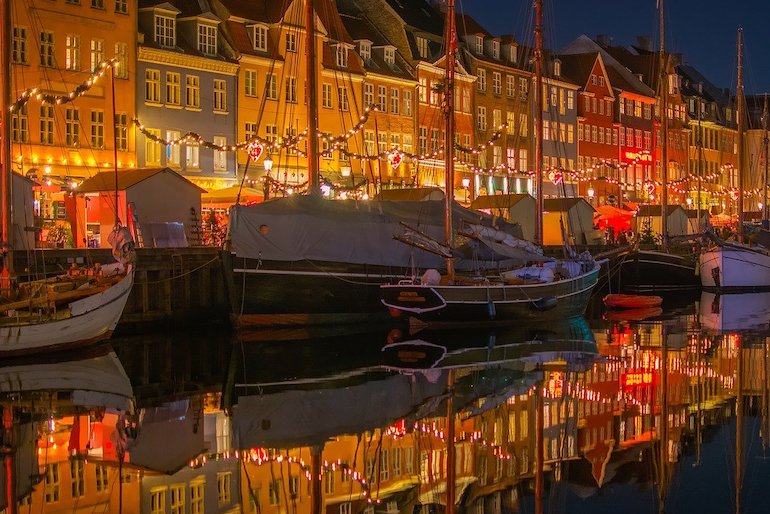 Nyhavn is the quintessence of hygge in Copenhagen