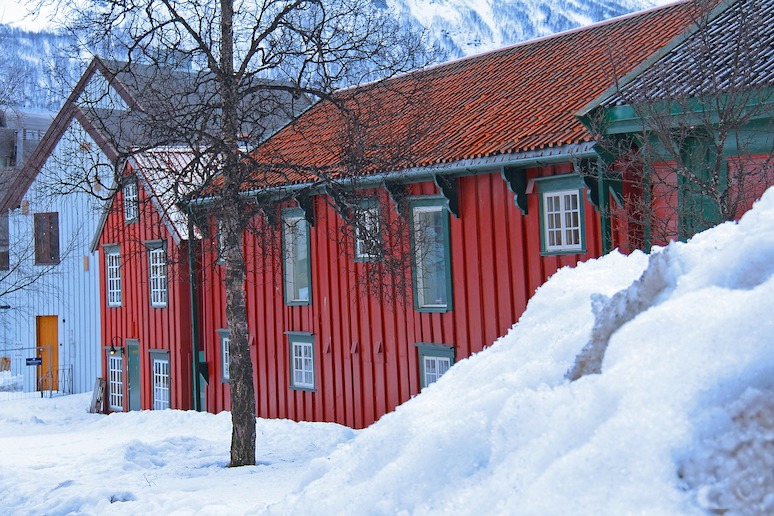 The northern part of the Scandinavian peninsula is in the Arctic Circle and sees regular snow in winter.