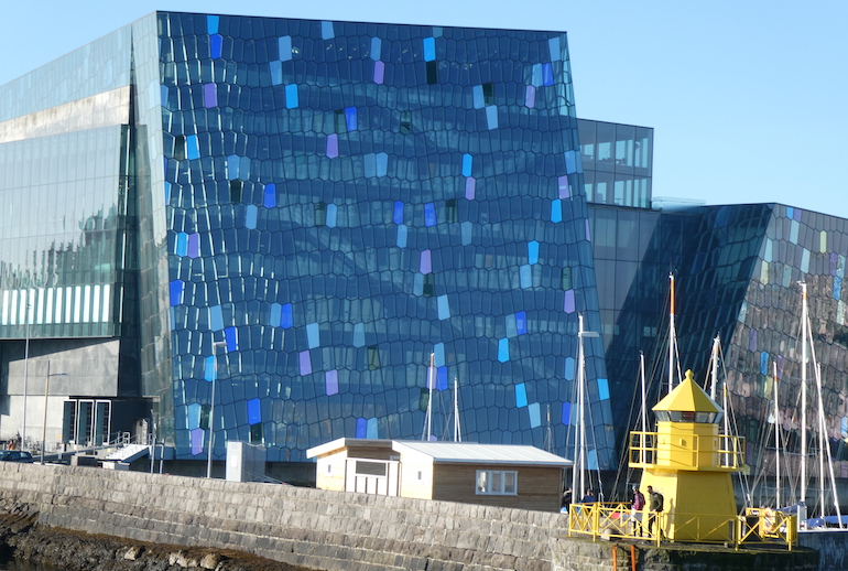 The Reykjavik City Card gives discounts to concerts at the Harpa concert hall.