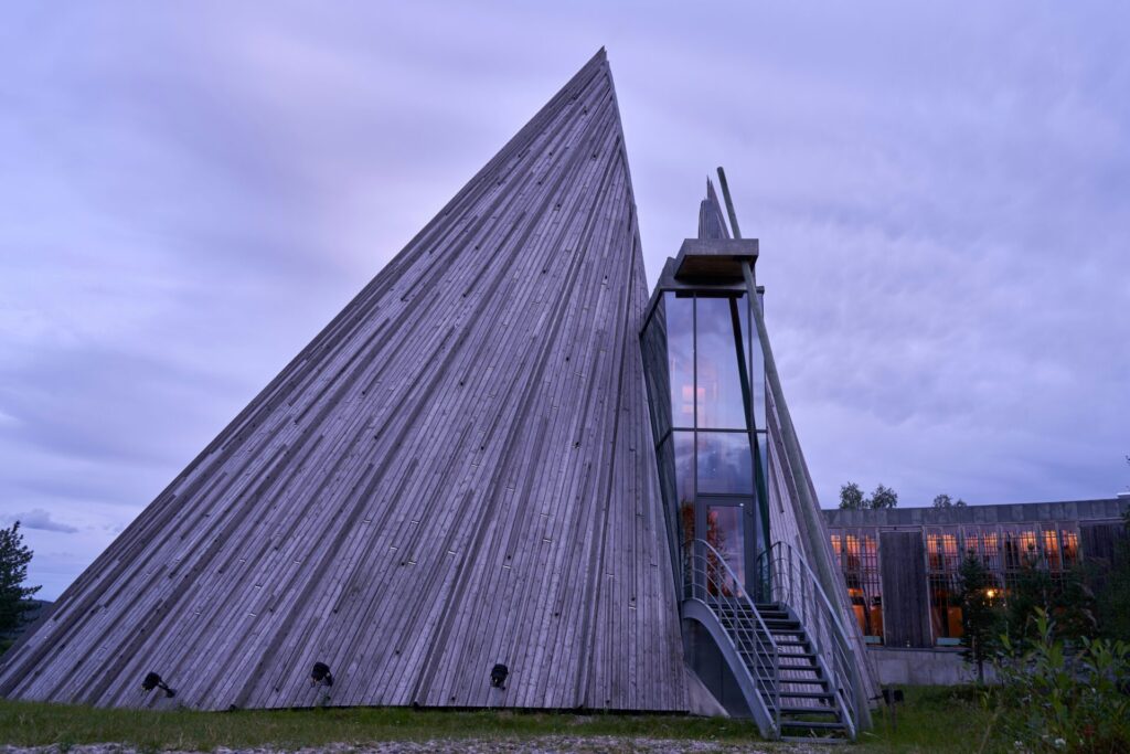 modern wooden hut sami parliament norway