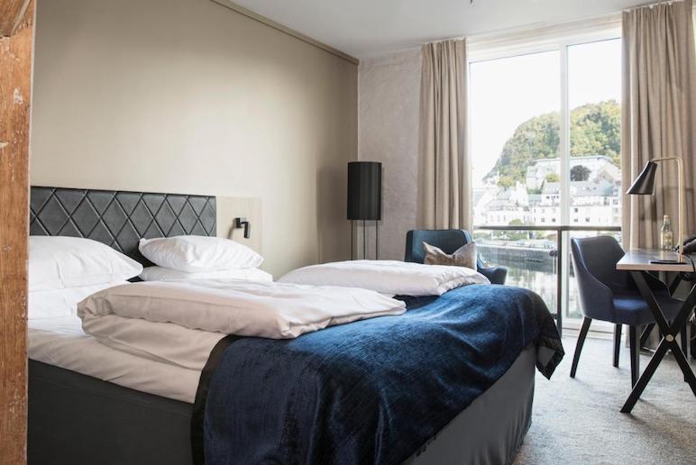 Using two duvets on a sleep can help couples sleep better