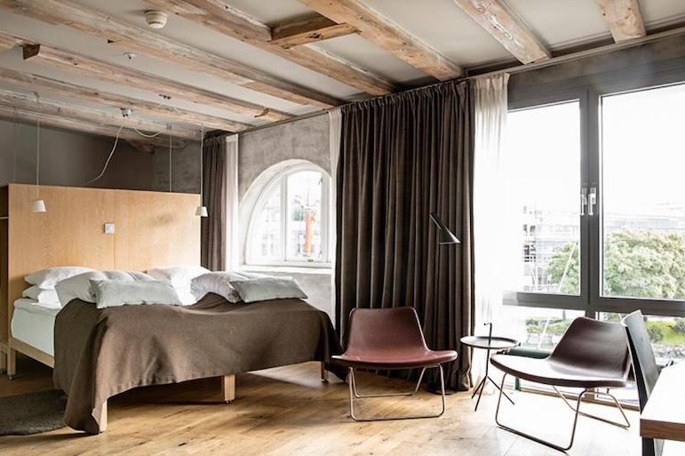 Many hotels in Scandinavia provide two duvets on a double bed