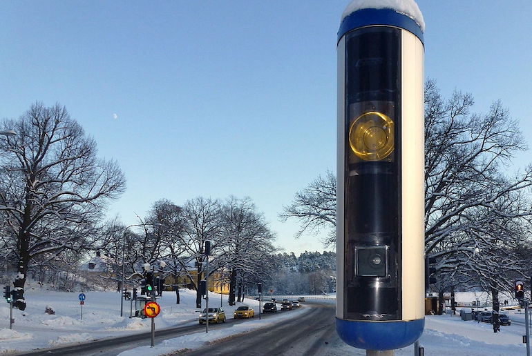 A Fartkamera is a speed camera in Swedish.