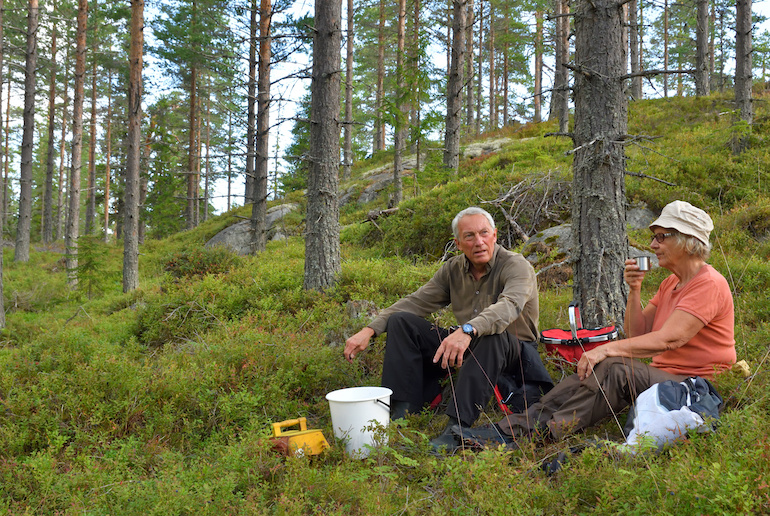 Whether you're young or old, anyone can make the first move on a date in Sweden