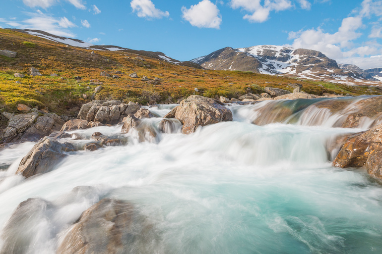 The Kungsleden long-distance hike crosses Abikso National Park