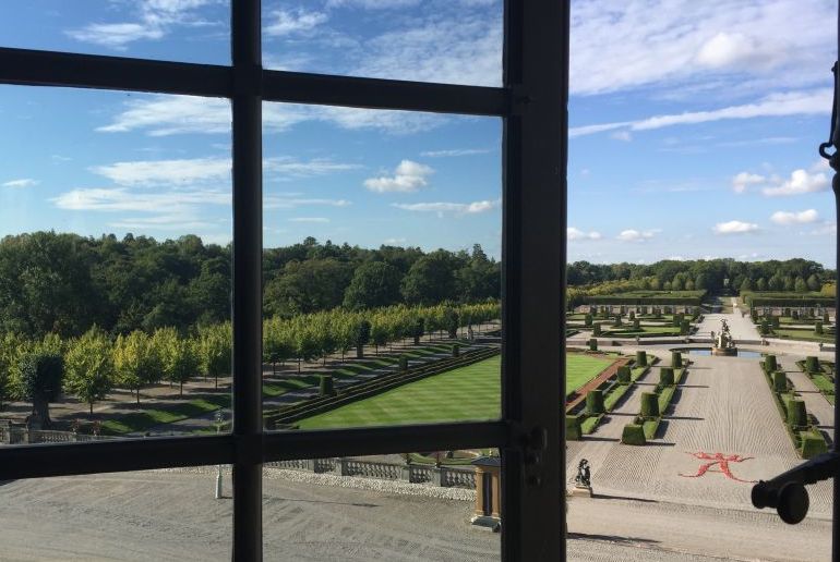Visit the Drottningholm Palace on a bus tour from Stockholm