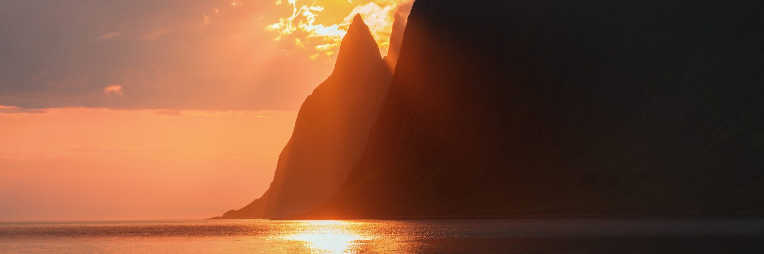 Where to see the midnight sun in Norway - Routes North