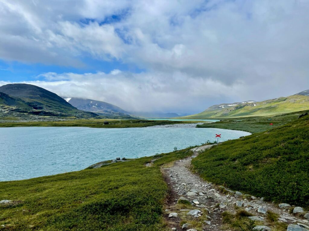 lake in the mountains kungsleden sweden lapland